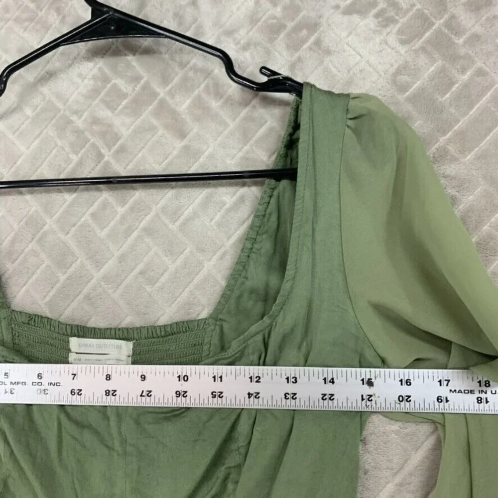 Urban Outfitters Womans Medium Crop Top Green Long Sheer Sleeve Smocked Back - Picture 8 of 16